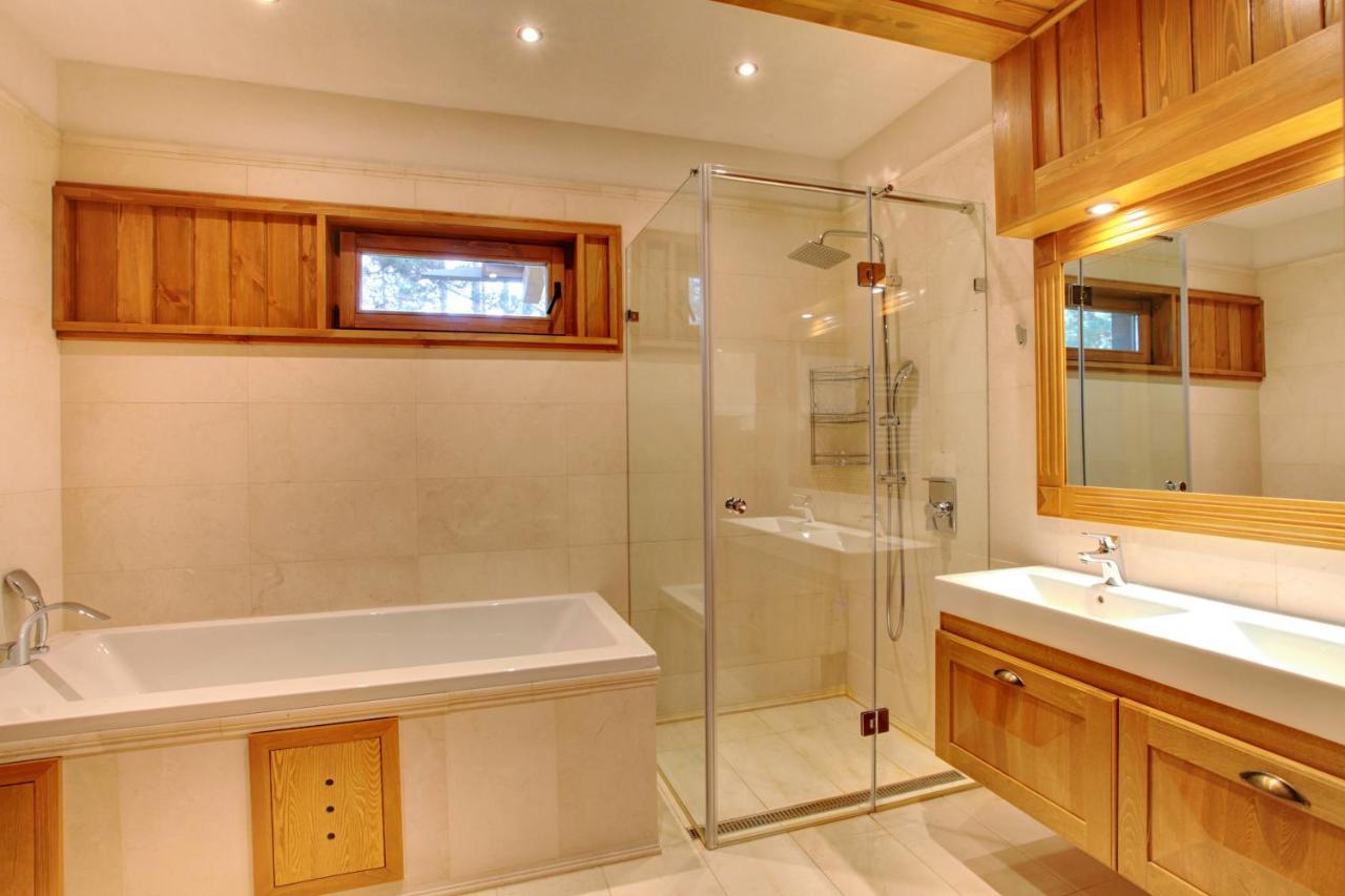 Villa Four Seasons Razlog Exterior foto