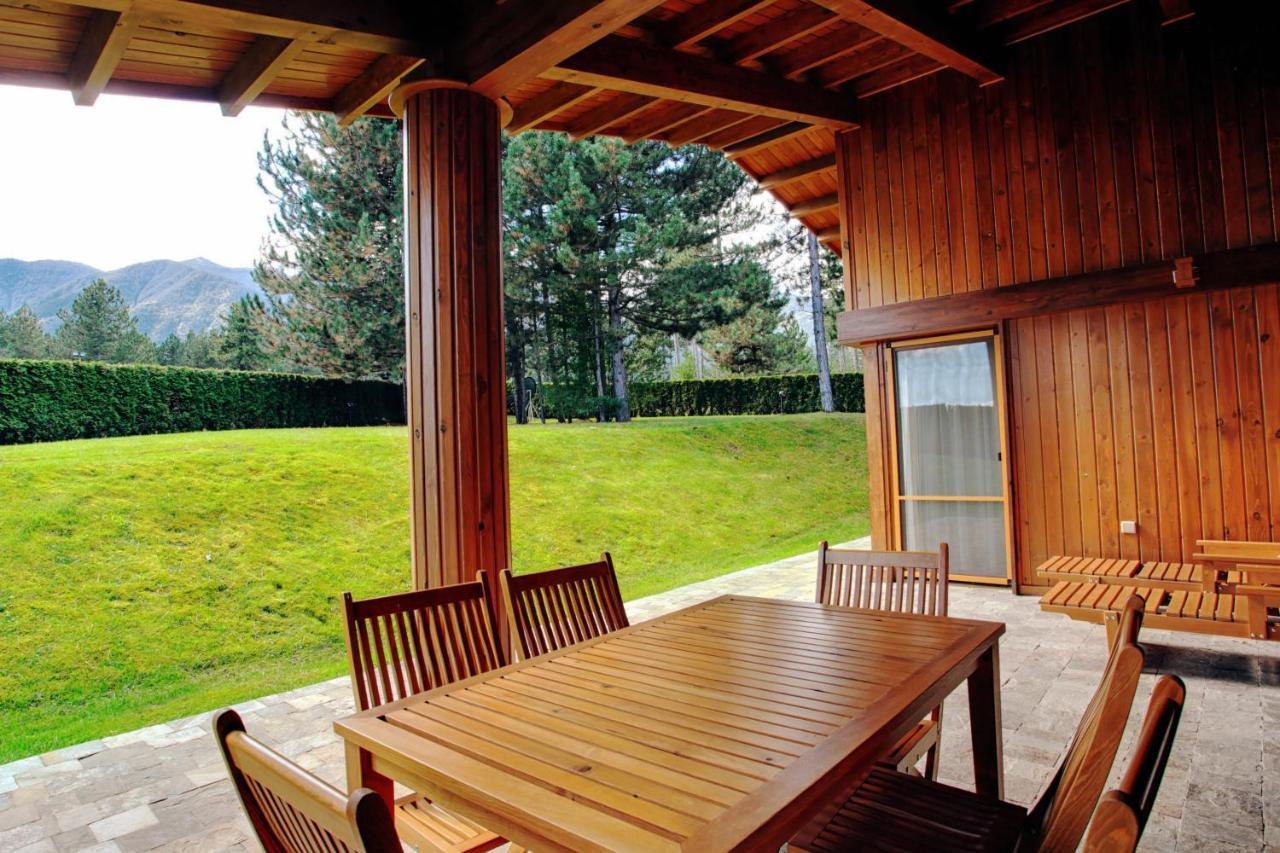 Villa Four Seasons Razlog Exterior foto